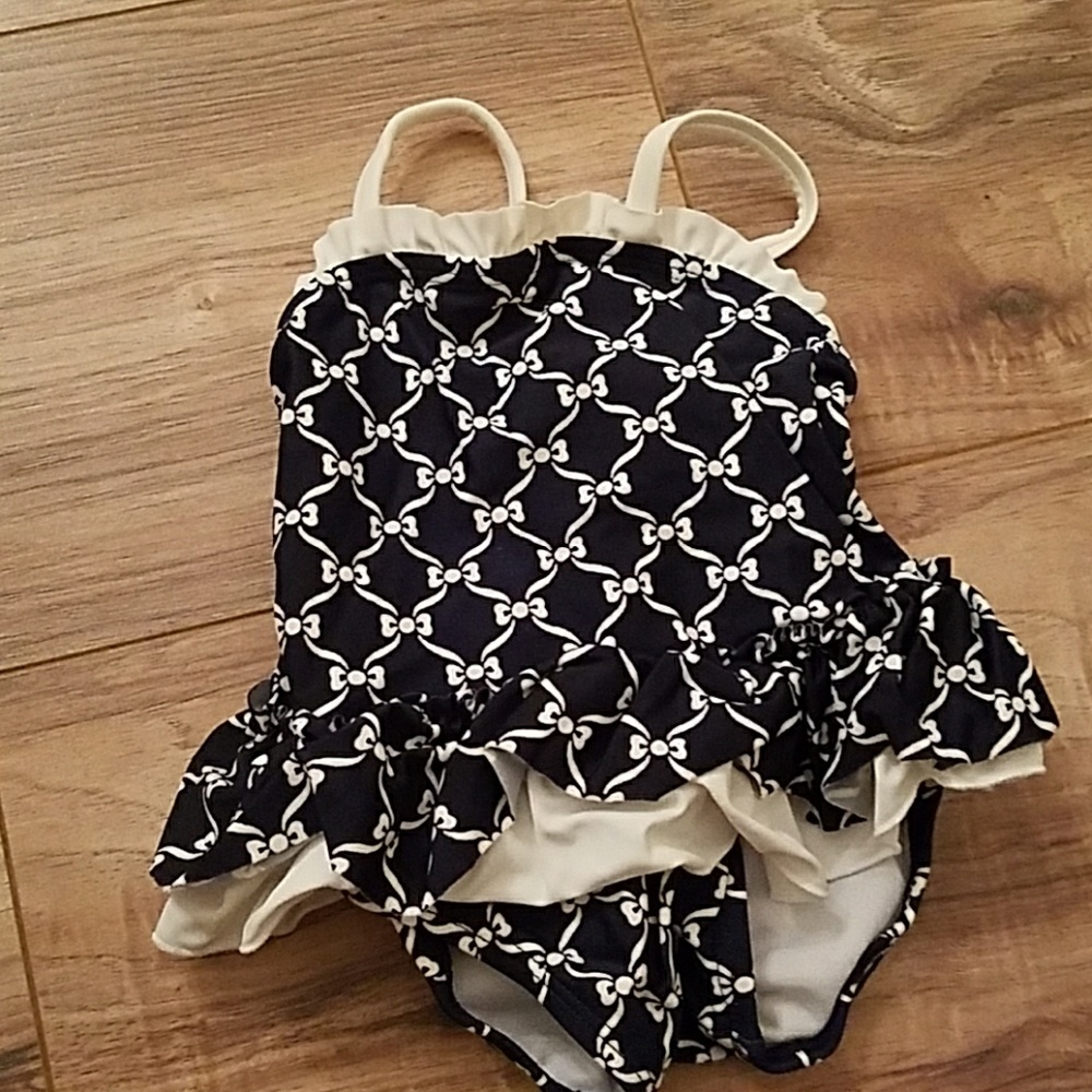 Swim suit